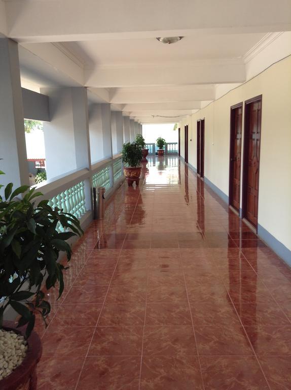 Mekong Hotel Thakhek Esterno foto